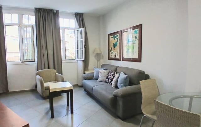 1 bedroom Apartment for rent in Santa Catalina - Canteras, Las Palmas de Gran Canaria with garage - € 800 (Ref: 9581393)