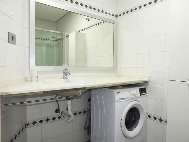 1 bedroom Apartment for rent in Santa Catalina - Canteras, Las Palmas de Gran Canaria with garage - € 800 (Ref: 9581393)