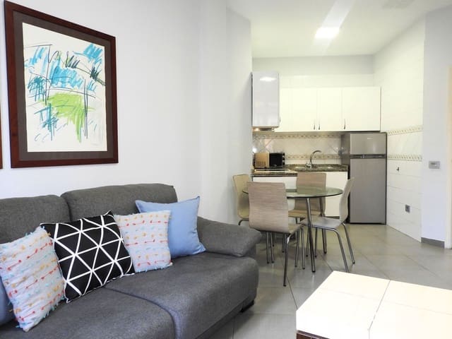 1 bedroom Apartment for rent in Santa Catalina - Canteras, Las Palmas de Gran Canaria with garage - € 800 (Ref: 9581393)