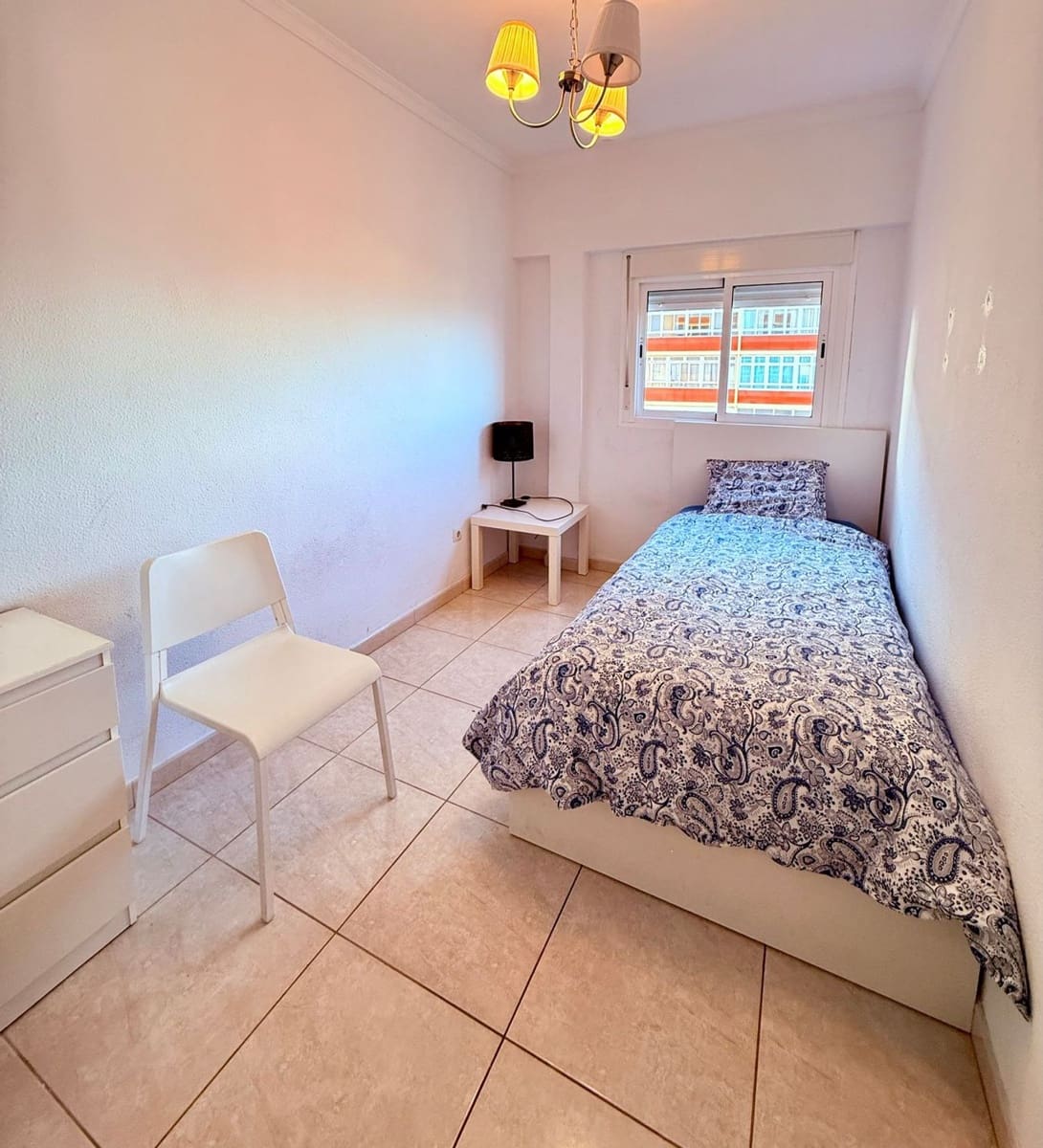 4 slaapkamer Appartement te huur in Las Palmas de Gran Canaria met garage - € 950 (Ref: 9585314)