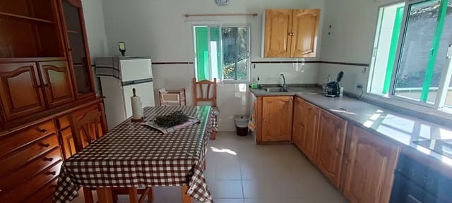 3 makuuhuone Omakotitalo myytävänä paikassa Vega de San Mateo mukana 
autotalli - 86 490 € (Ref: 9590431)