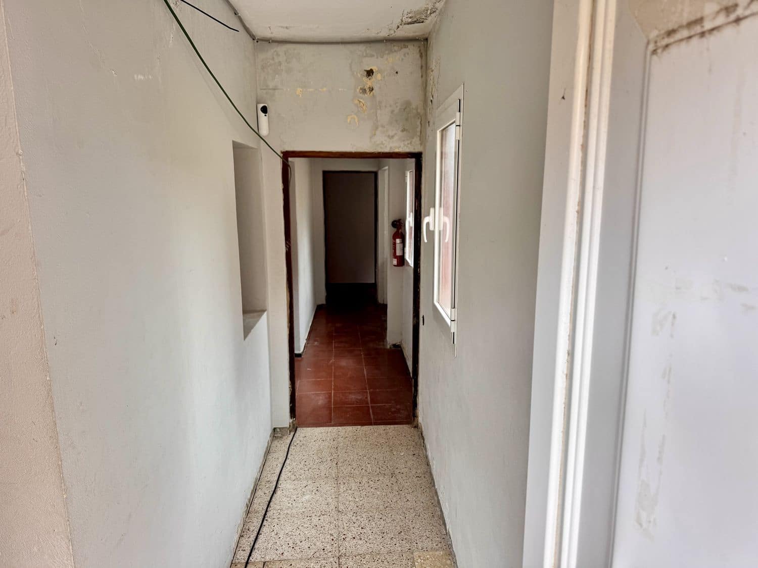 10 bedroom Villa for sale in Santa Brigida with garage - € 650,000 (Ref: 9594504)