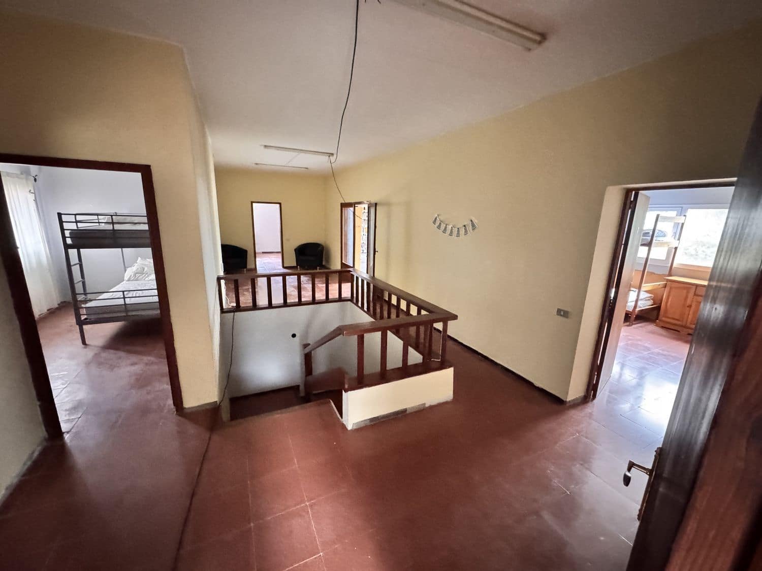 10 bedroom Villa for sale in Santa Brigida with garage - € 650,000 (Ref: 9594504)