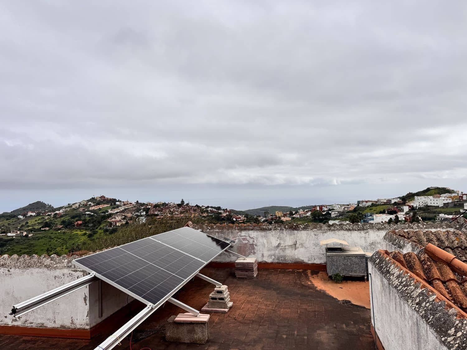 10 bedroom Villa for sale in Santa Brigida with garage - € 650,000 (Ref: 9594504)