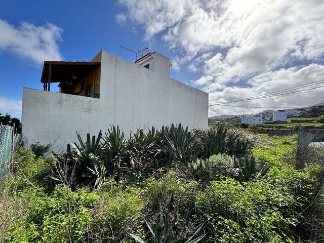 Grunde uden byggetilladelser til salg i Firgas - € 54.999 (Ref: 9604471)