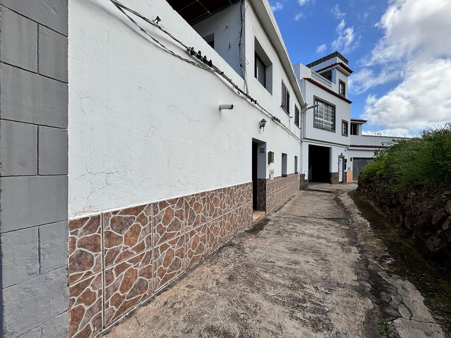 3 slaapkamer Appartement te koop in Firgas met garage - € 159.900 (Ref: 9604472)