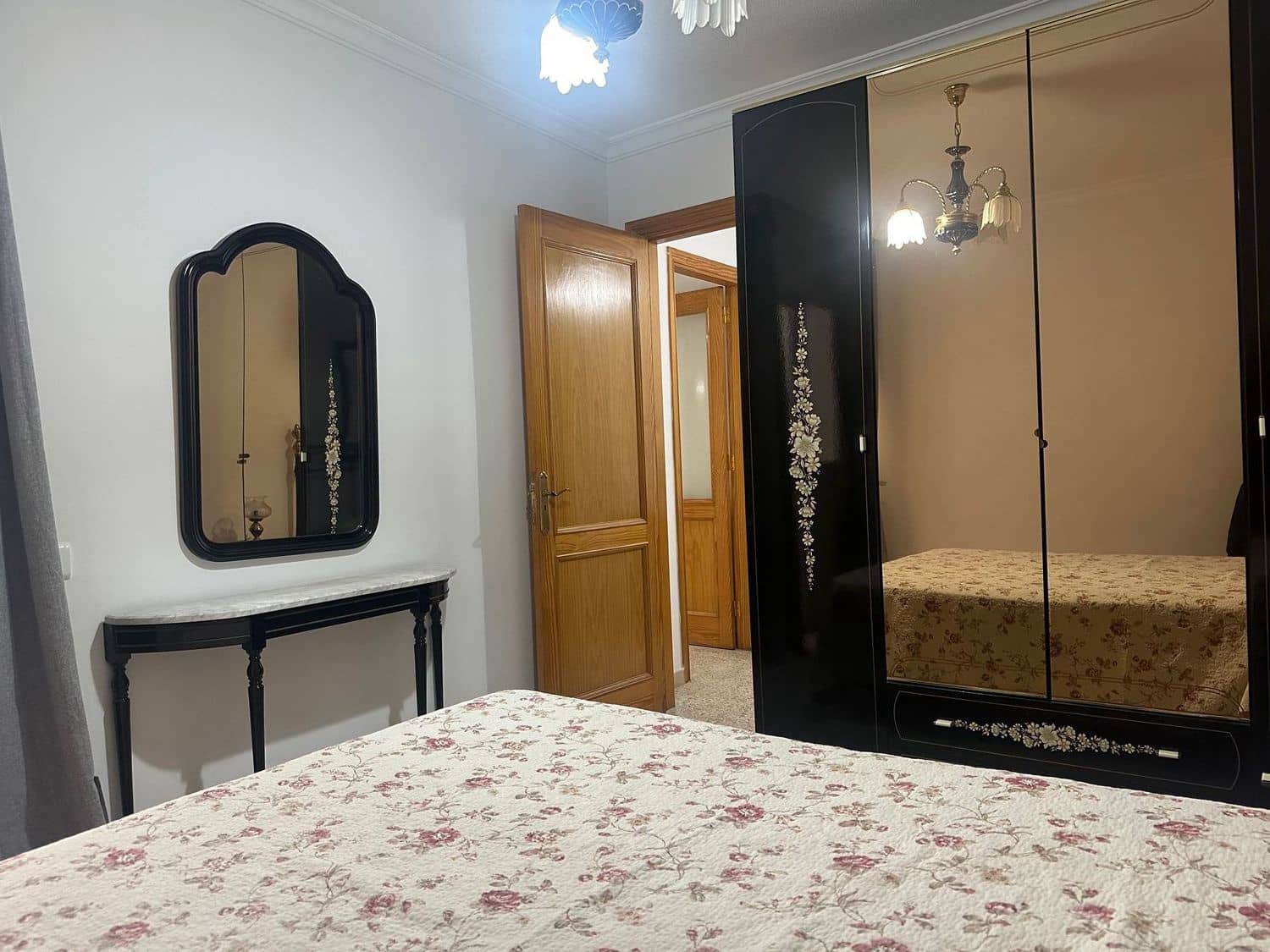 2 slaapkamer Appartement te koop in Las Palmas de Gran Canaria met garage - € 225.000 (Ref: 9610764)