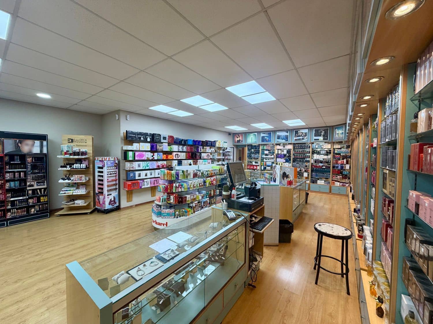 Local Comercial en Arucas en alquiler - 1.200 € (Ref: 9610765)