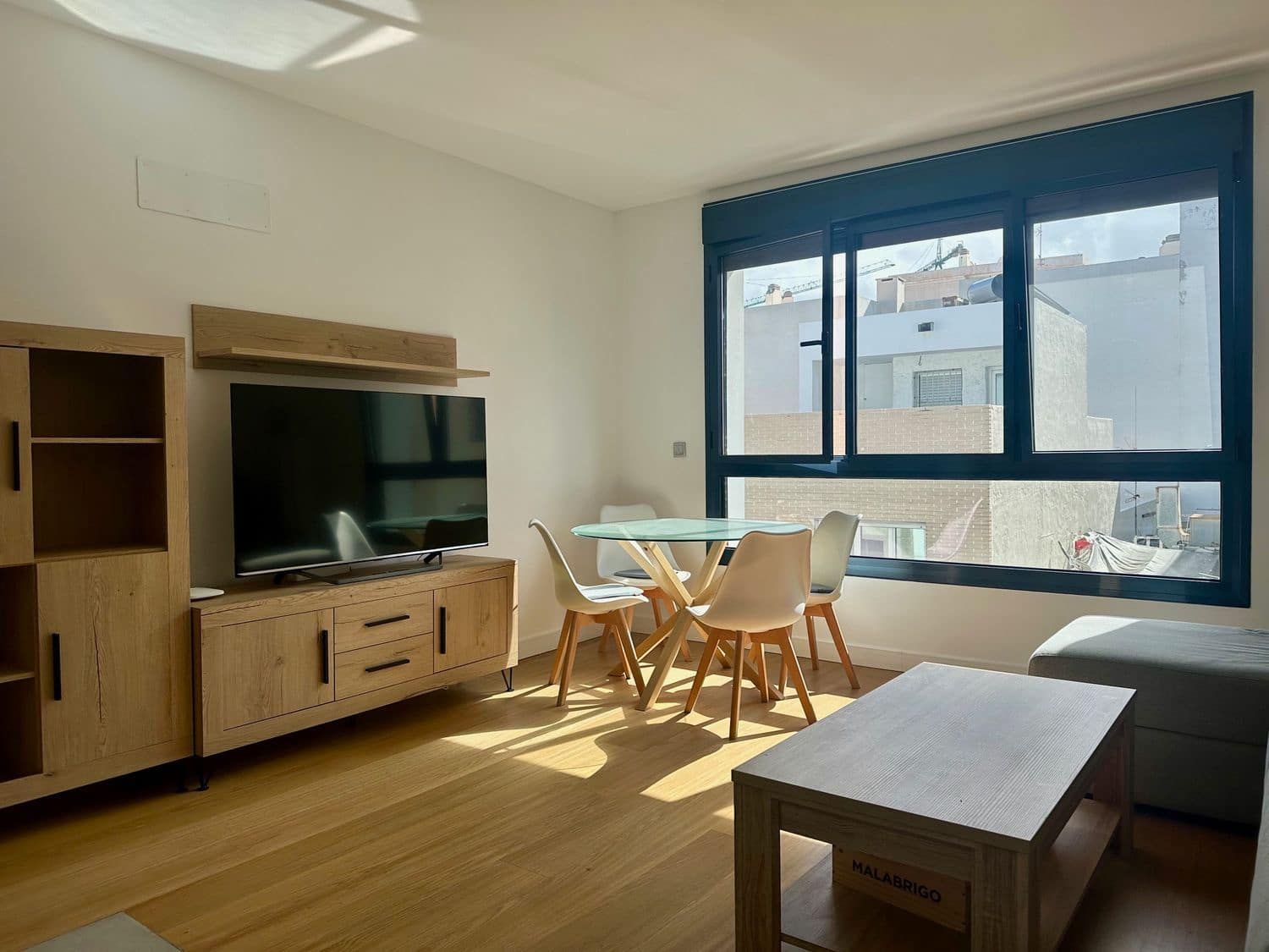 2 soverom Leilighet til salgs i Las Palmas de Gran Canaria med garasje - € 390 000 (Ref: 9610766)