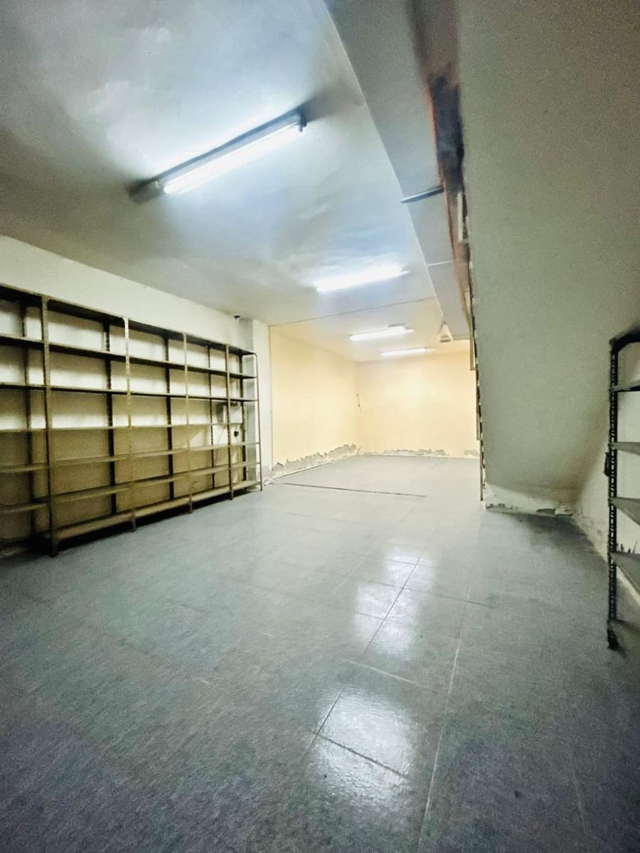 Comercial para arrendar em Las Palmas de Gran Canaria - 1 400 € (Ref: 9626982)