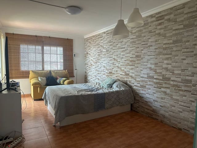 3 bedroom Apartment for sale in Vega de San José, Las Palmas de Gran Canaria with garage - € 146,000 (Ref: 9629544)