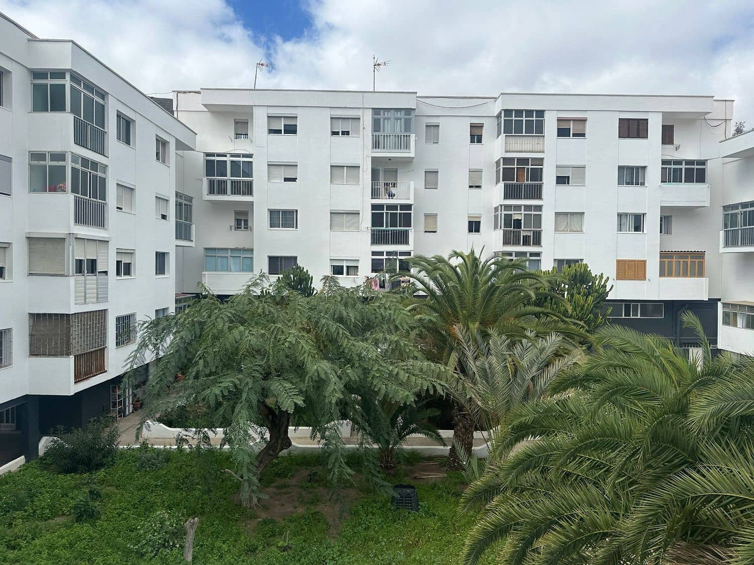 3 bedroom Apartment for sale in Las Palmas de Gran Canaria with garage - € 146,000 (Ref: 9629544)