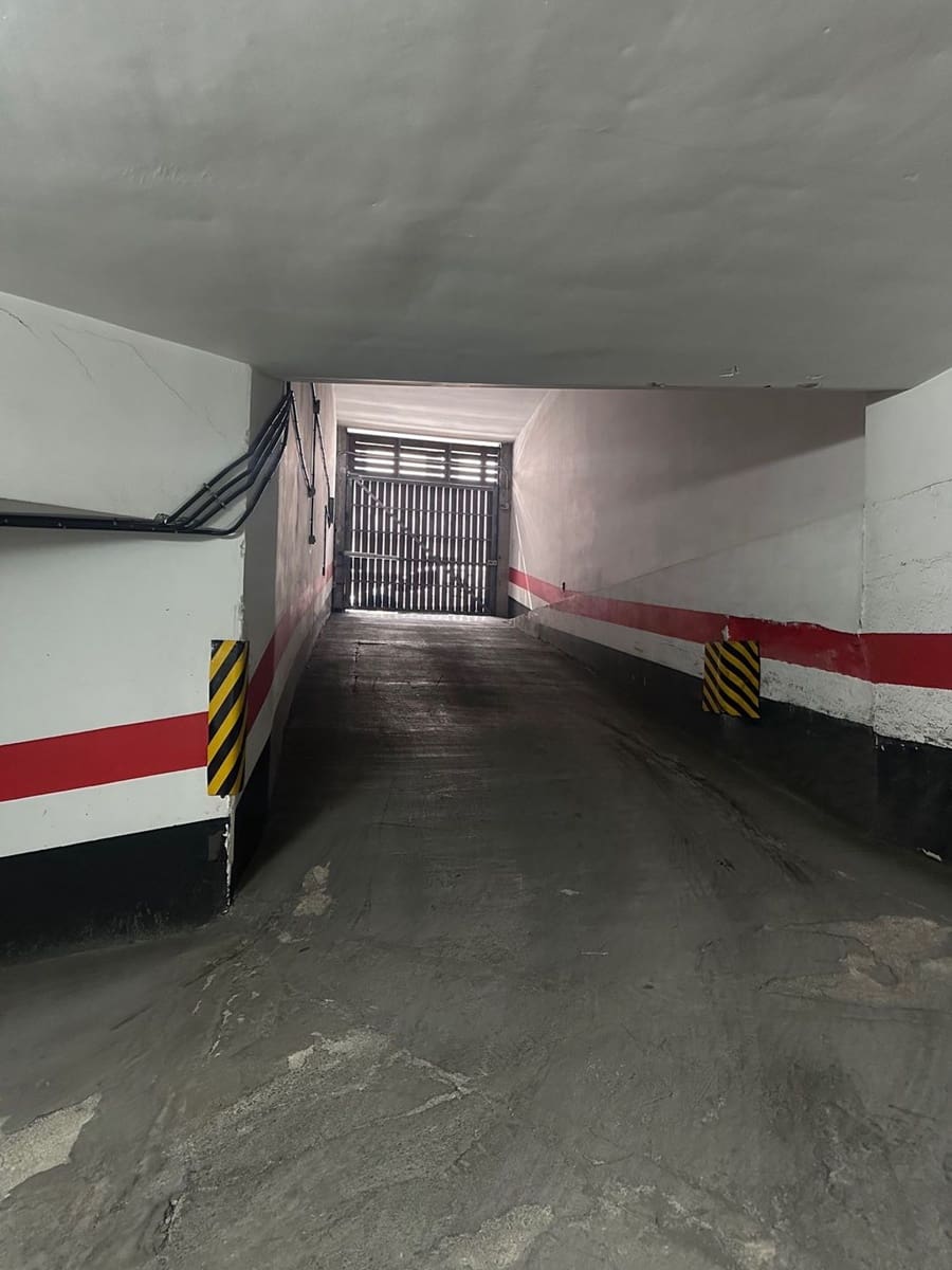 2 makuuhuone Huoneisto myytävänä paikassa Las Palmas de Gran Canaria mukana 
autotalli - 375 000 € (Ref: 9629545)