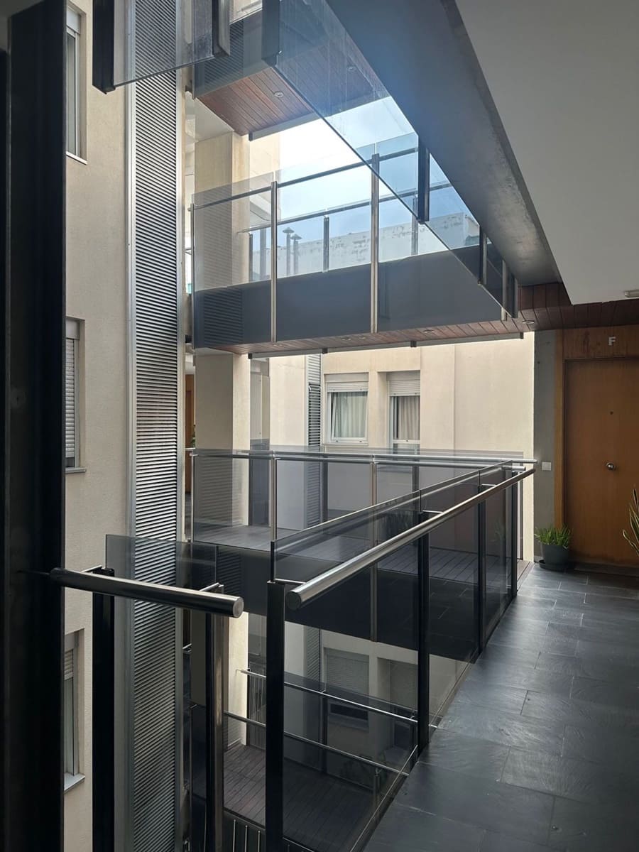 2 makuuhuone Huoneisto myytävänä paikassa Las Palmas de Gran Canaria mukana 
autotalli - 375 000 € (Ref: 9629545)