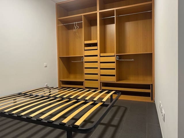 2 makuuhuone Huoneisto myytävänä paikassa Santa Catalina - Canteras, Las Palmas de Gran Canaria mukana 
autotalli - 375 000 € (Ref: 9629545)