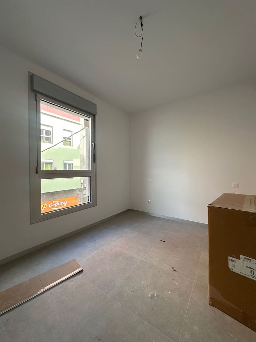 2 Zimmer Apartment zu verkaufen in Las Palmas de Gran Canaria mit Garage - 270.000 € (Ref: 9629547)