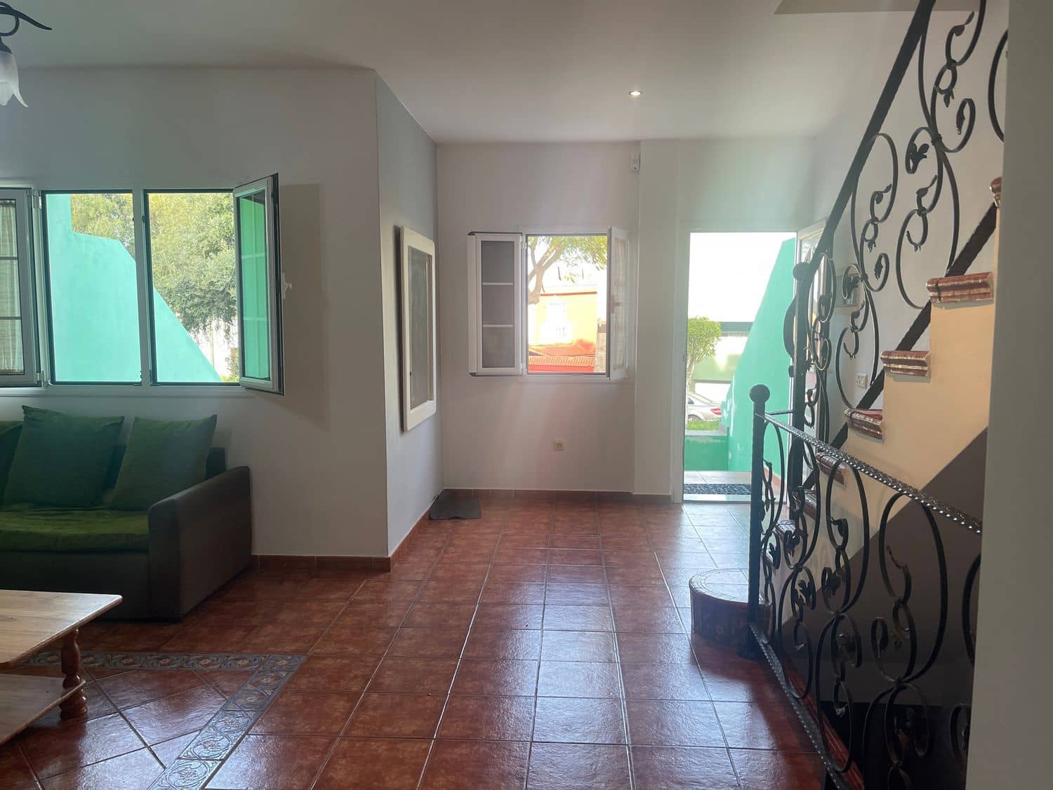 3 makuuhuone Omakotitalo myytävänä paikassa Aguimes mukana 
autotalli - 293 000 € (Ref: 9629548)