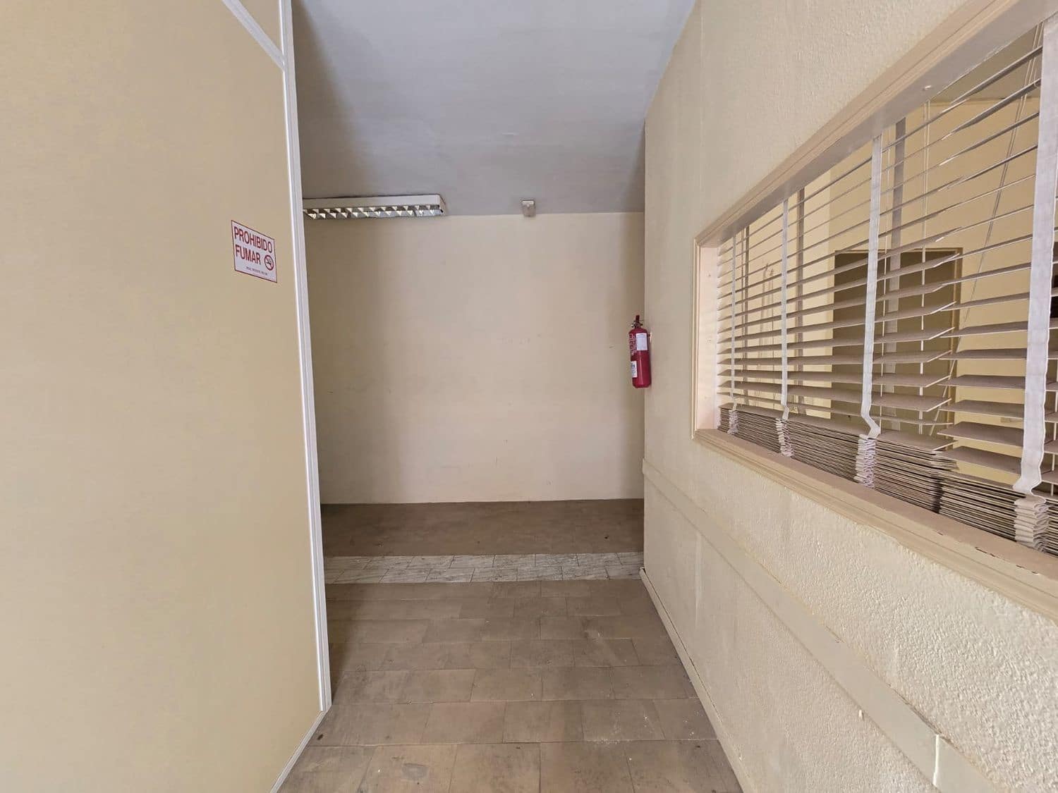 Commercieel te koop in Las Palmas de Gran Canaria - € 172.000 (Ref: 9629549)