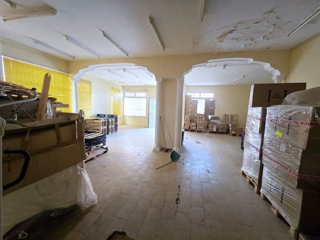 Commercieel te koop in La Feria, Las Palmas de Gran Canaria - € 172.000 (Ref: 9629549)