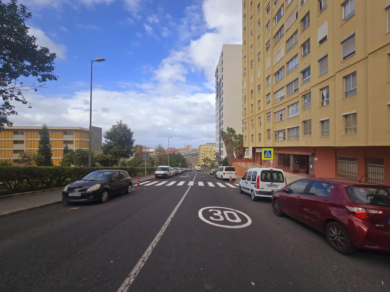 Commercieel te koop in Las Palmas de Gran Canaria - € 172.000 (Ref: 9629549)