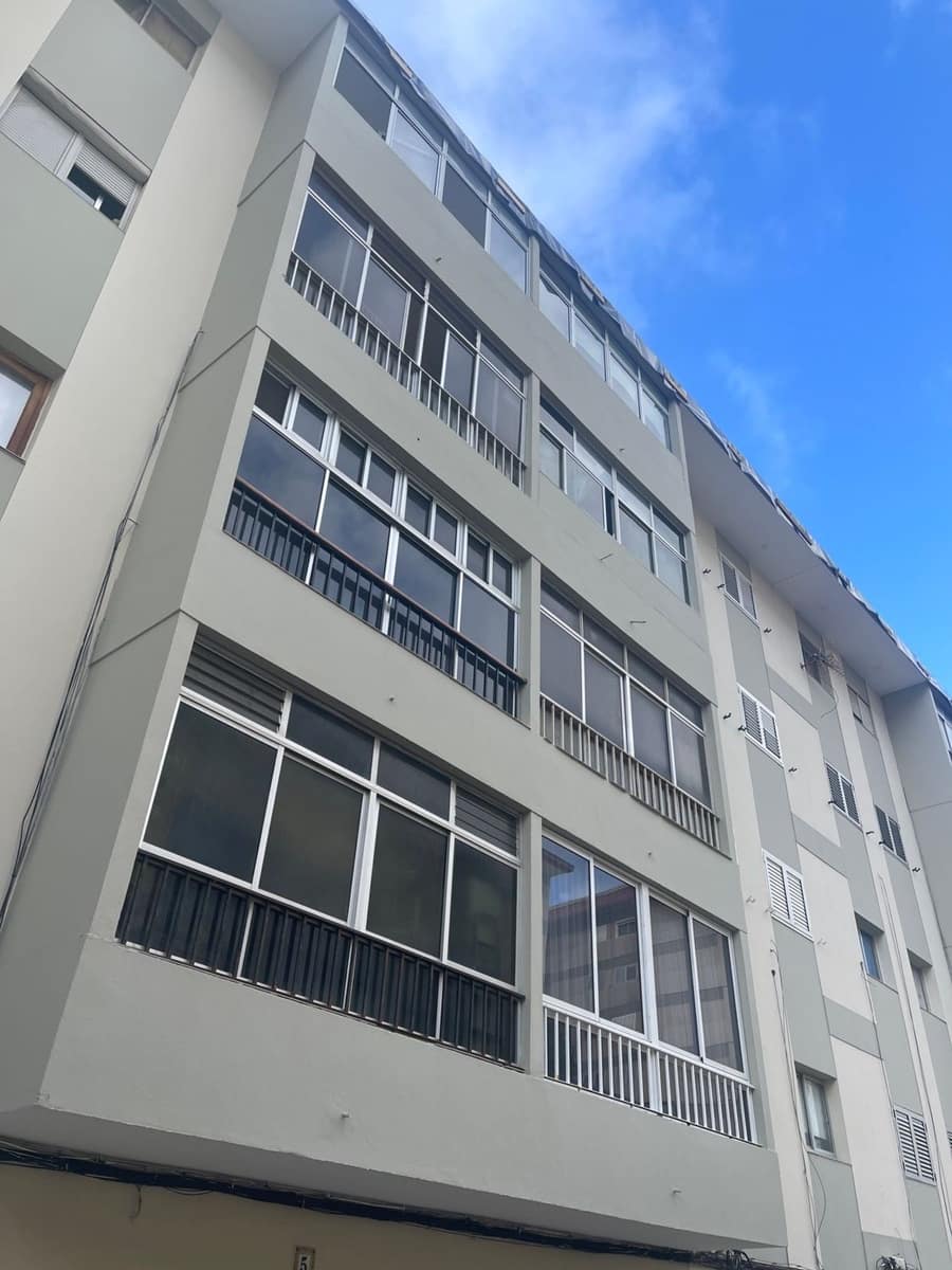 3 slaapkamer Appartement te koop in Las Palmas de Gran Canaria met garage - € 143.900 (Ref: 9636206)