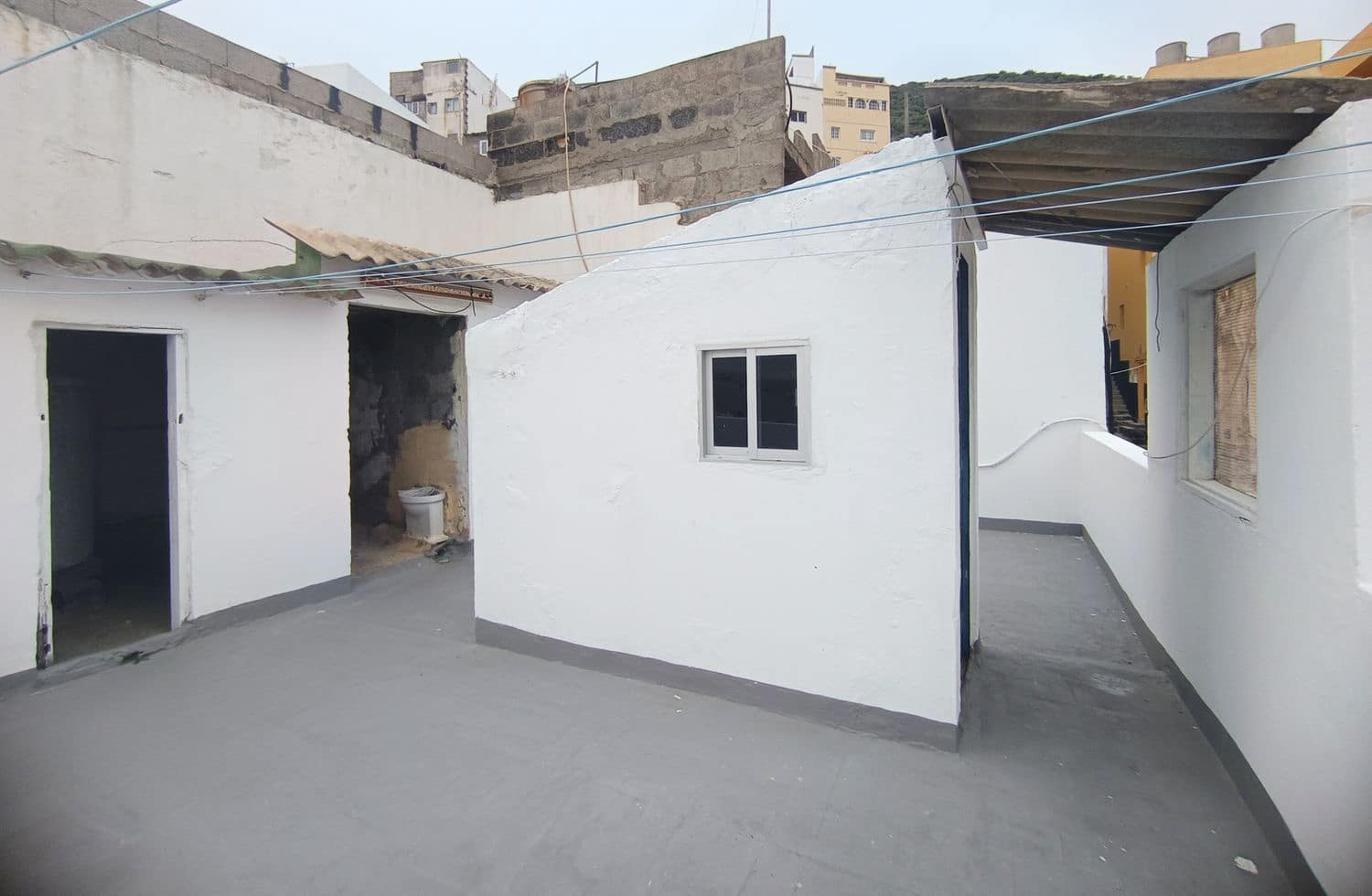 Casa de 5 habitaciones en Las Palmas de Gran Canaria en venta con garaje - 117.000 € (Ref: 9636207)