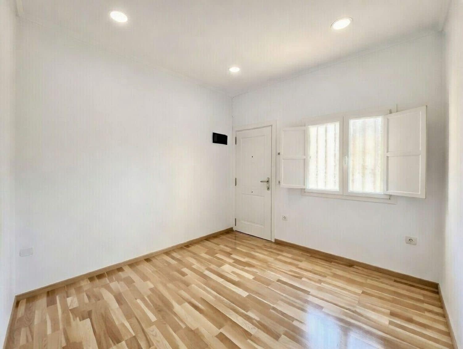 Casa de 5 habitaciones en Las Palmas de Gran Canaria en venta con garaje - 117.000 € (Ref: 9636207)