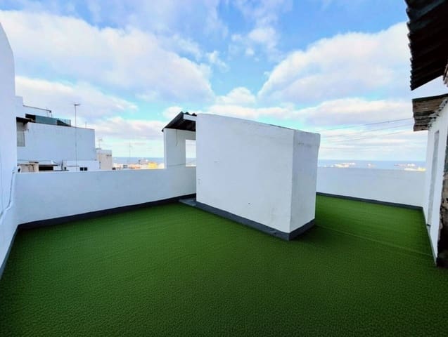 Casa de 5 habitaciones en San Juan - San José, Las Palmas de Gran Canaria en venta con garaje - 117.000 € (Ref: 9636207)