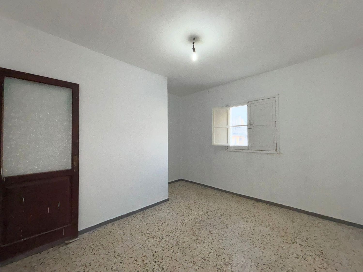 Casa de 5 habitaciones en Las Palmas de Gran Canaria en venta con garaje - 117.000 € (Ref: 9636207)