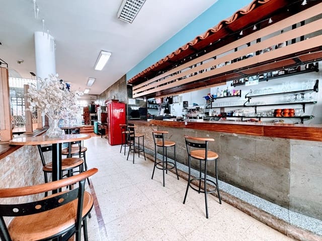 Local Comercial en Teror en venta con garaje - 569.000 € (Ref: 9643702)