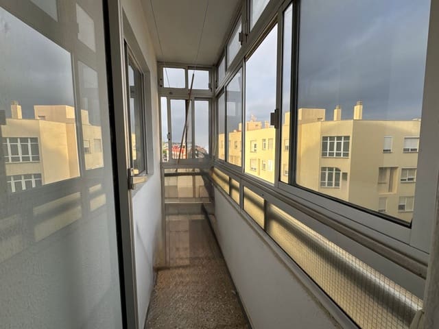 4 Zimmer Apartment zu verkaufen in Telde mit Garage - 174.000 € (Ref: 9647549)