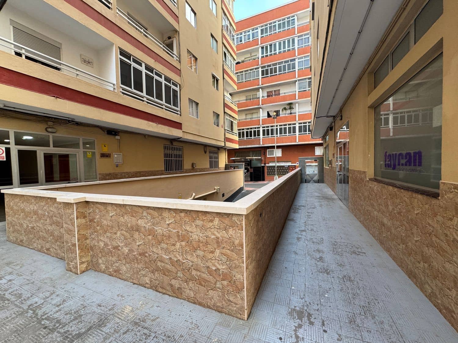 4 chambre Appartement à vendre à Telde avec garage - 190 000 € (Ref: 9647549)