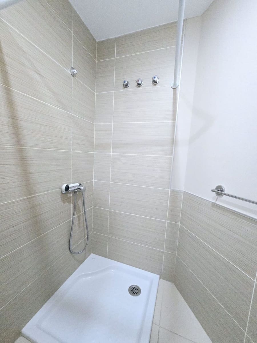 2 soverom Leilighet til leie i Telde med garasje - € 775 (Ref: 9651044)