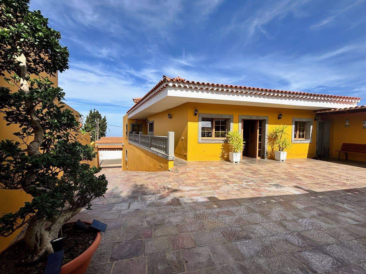 3 sypialnia Penthouse na sprzedaż w Firgas z basenem garażem - 479 999 € (Ref: 9654516)