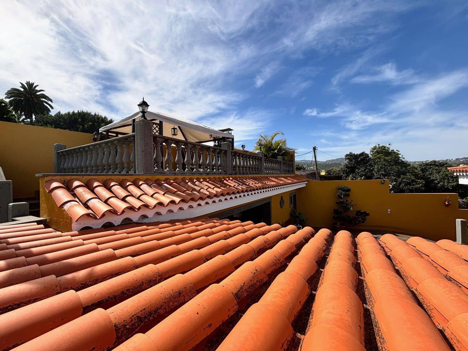 3 sypialnia Penthouse na sprzedaż w Firgas z basenem garażem - 479 999 € (Ref: 9654516)