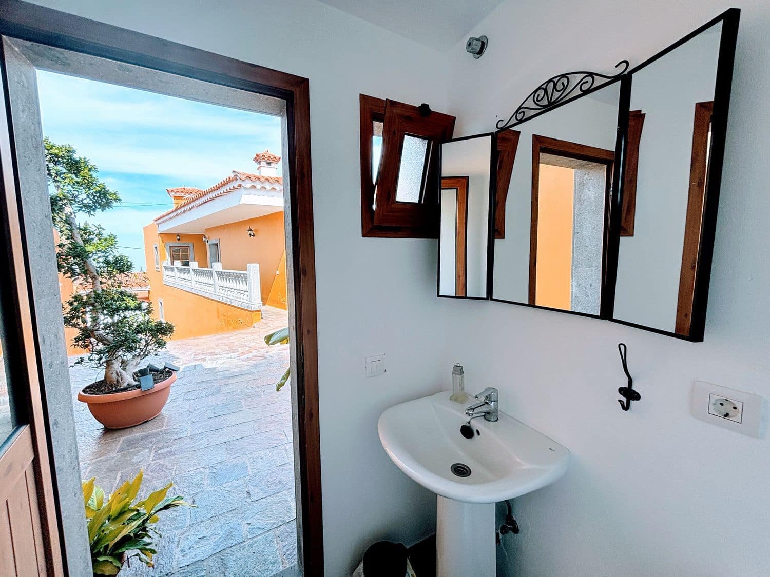 3 sypialnia Penthouse na sprzedaż w Firgas z basenem garażem - 479 999 € (Ref: 9654516)