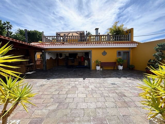 Ático de 3 habitaciones en Firgas en venta con piscina garaje - 479.999 € (Ref: 9654516)