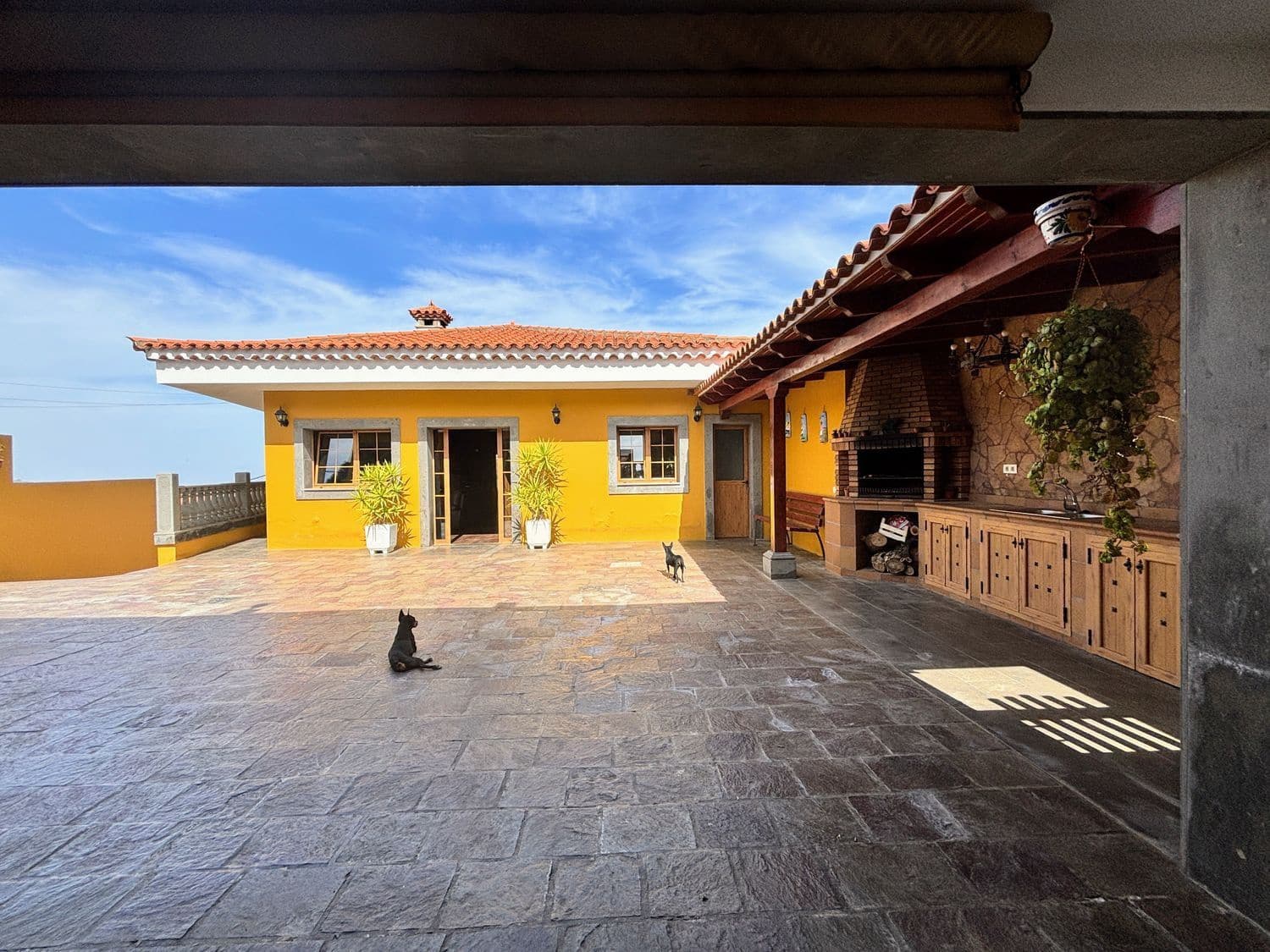 3 sypialnia Penthouse na sprzedaż w Firgas z basenem garażem - 479 999 € (Ref: 9654516)