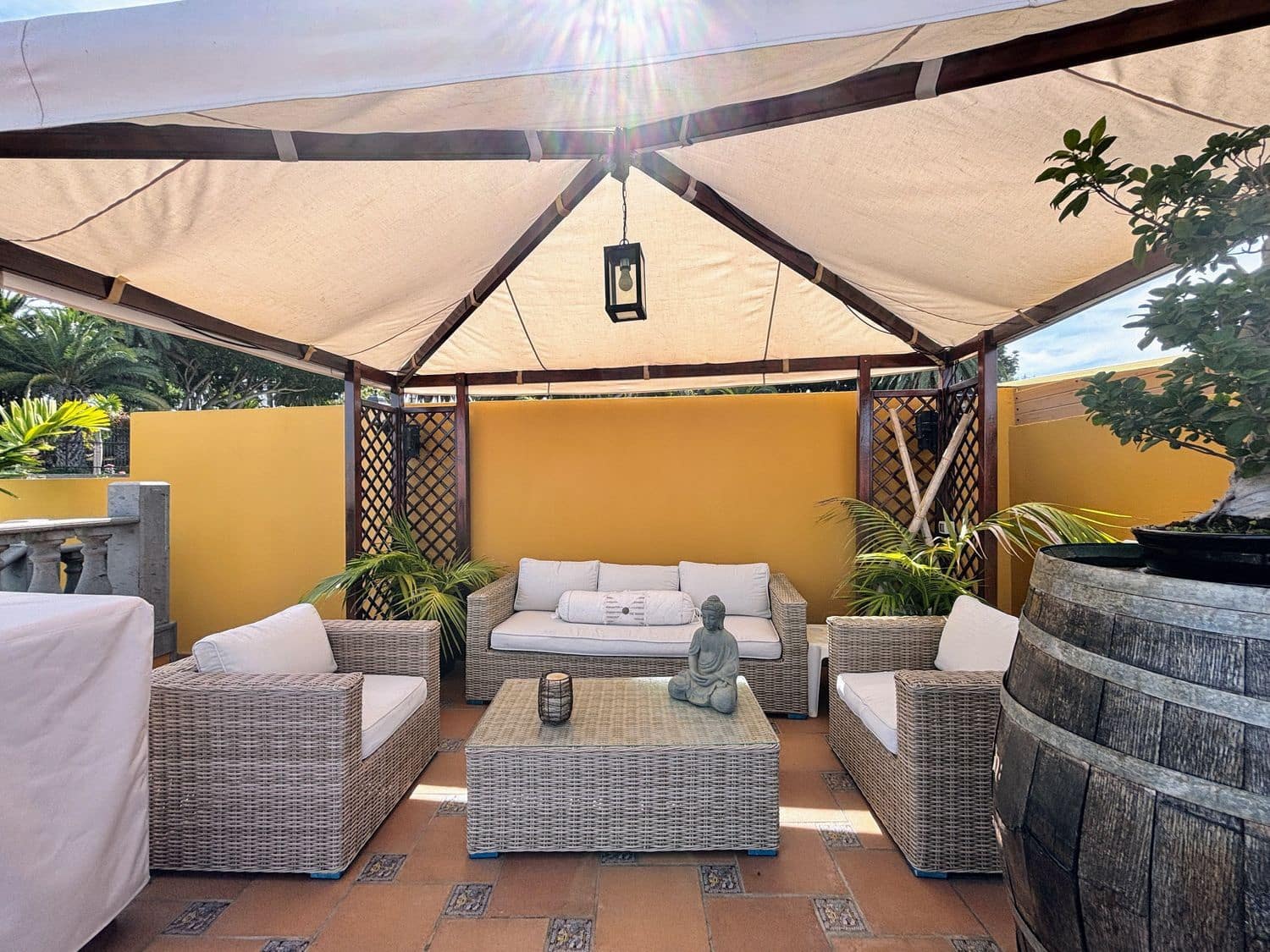 3 sypialnia Penthouse na sprzedaż w Firgas z basenem garażem - 479 999 € (Ref: 9654516)