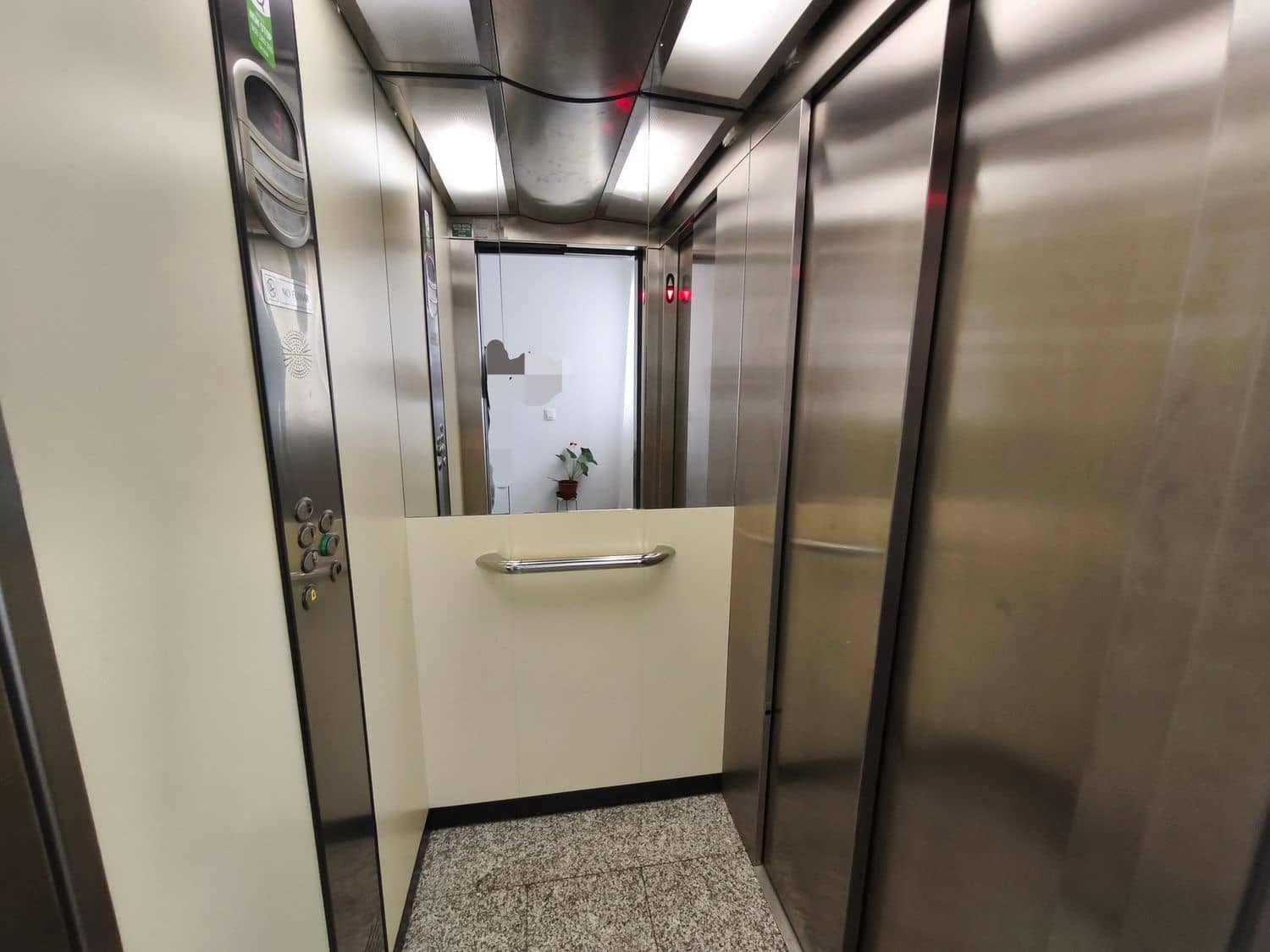 2 bedroom Apartment for sale in Santa Lucia de Tirajana with garage - € 158,000 (Ref: 9658151)