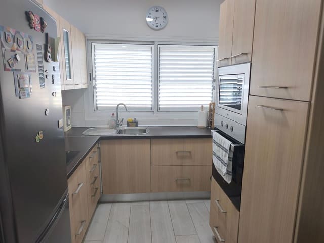 2 Zimmer Apartment zu verkaufen in Santa Lucía de Tirajana mit Garage - 158.000 € (Ref: 9658151)