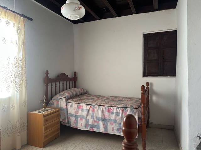 5 quarto Casa em Banda para venda em Agüimes com garagem - 255 000 € (Ref: 9669769)