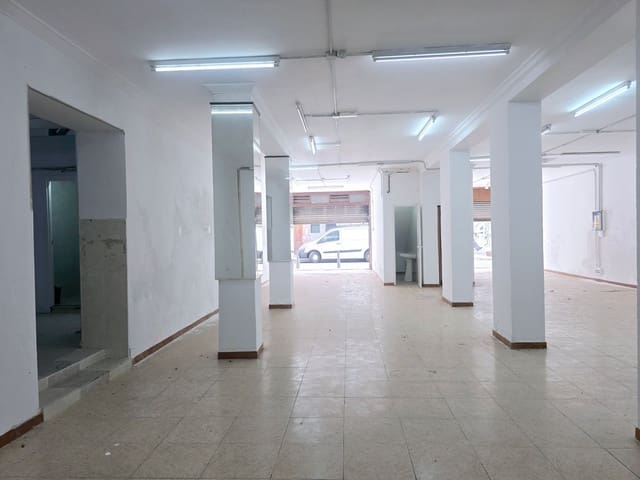 Commercial for sale in Isleta, Las Palmas de Gran Canaria - € 387,000 (Ref: 9679400)