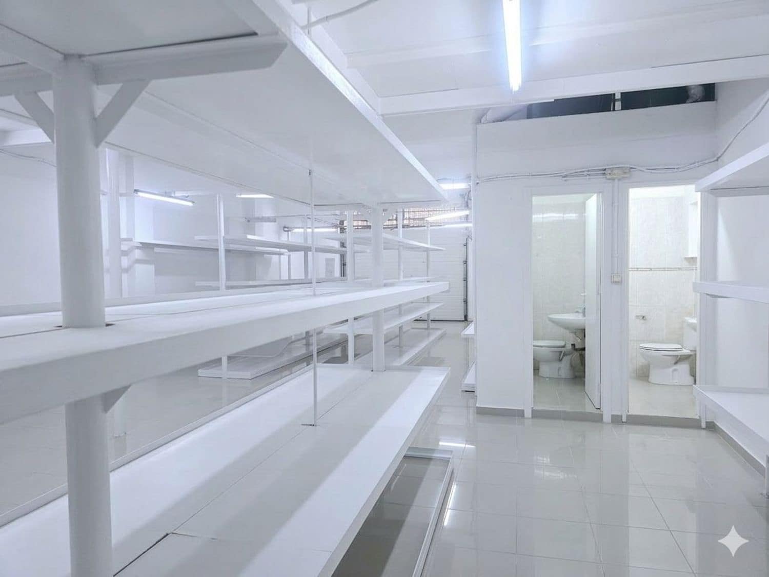 Commercial for sale in Las Palmas de Gran Canaria - € 387,000 (Ref: 9679400)