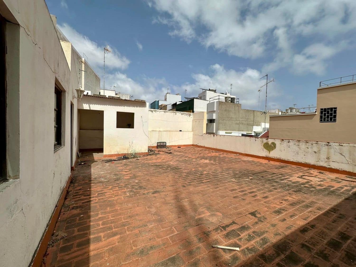 6 sovrum Hus till salu i Las Palmas de Gran Canaria med garage - 495 000 € (Ref: 9679401)