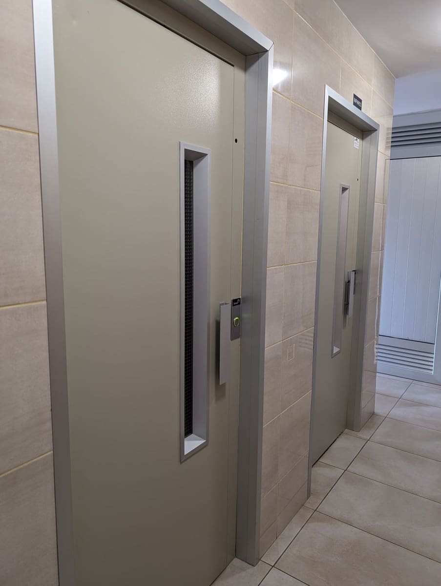 2 Zimmer Apartment zu verkaufen in Las Palmas de Gran Canaria mit Garage - 220.000 € (Ref: 9685899)