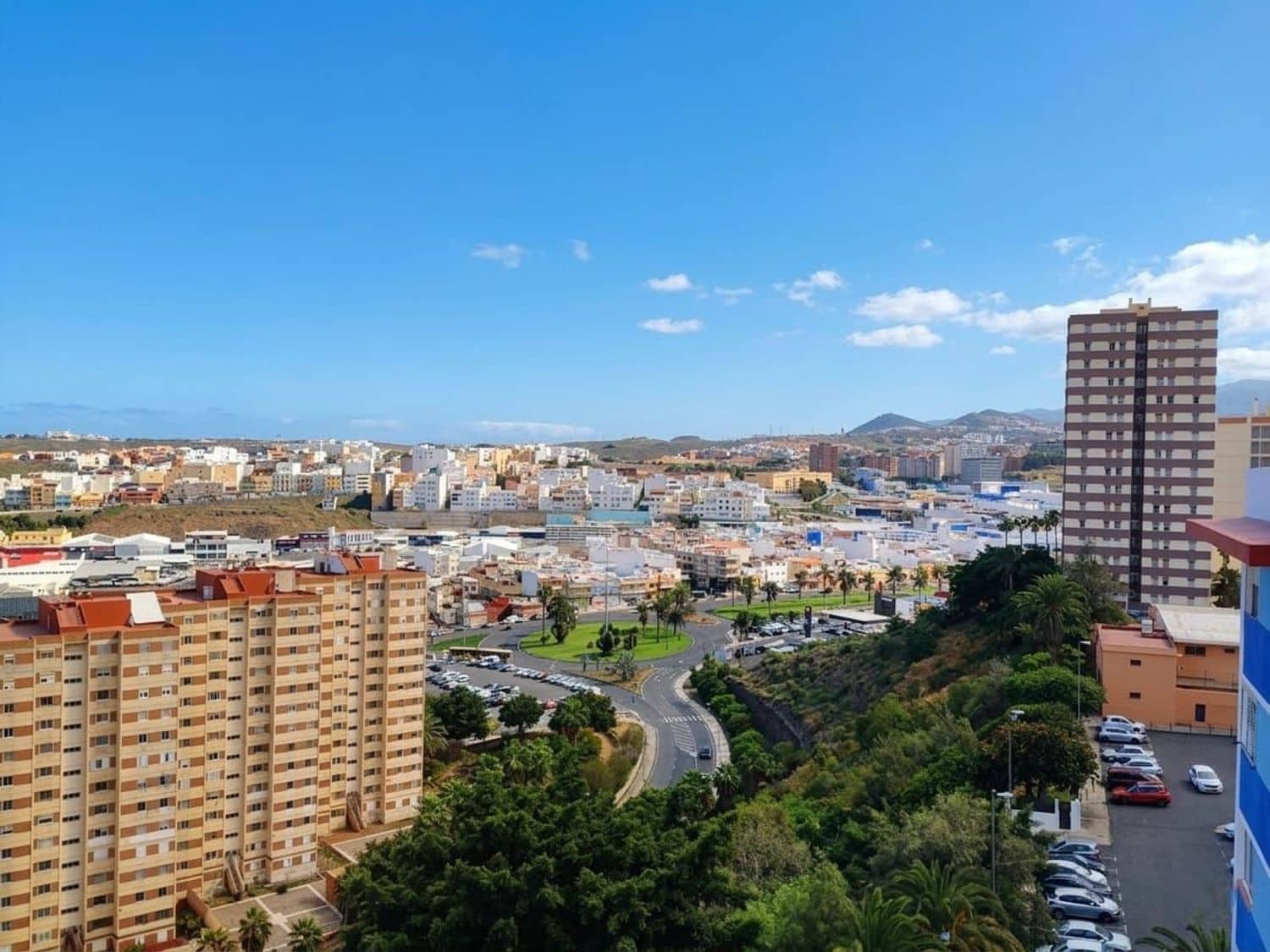 2 Zimmer Apartment zu verkaufen in Las Palmas de Gran Canaria mit Garage - 220.000 € (Ref: 9685899)