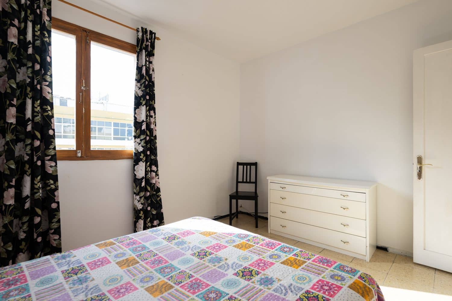 3 bedroom Apartment for sale in Las Palmas de Gran Canaria with garage - € 175,000 (Ref: 9694635)