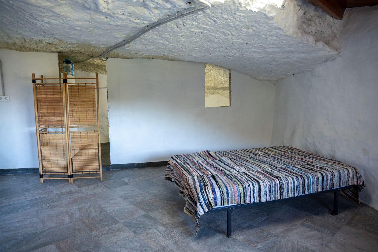 4 bedroom Finca/Country House for sale in Moya with garage - € 80,000 (Ref: 9694636)