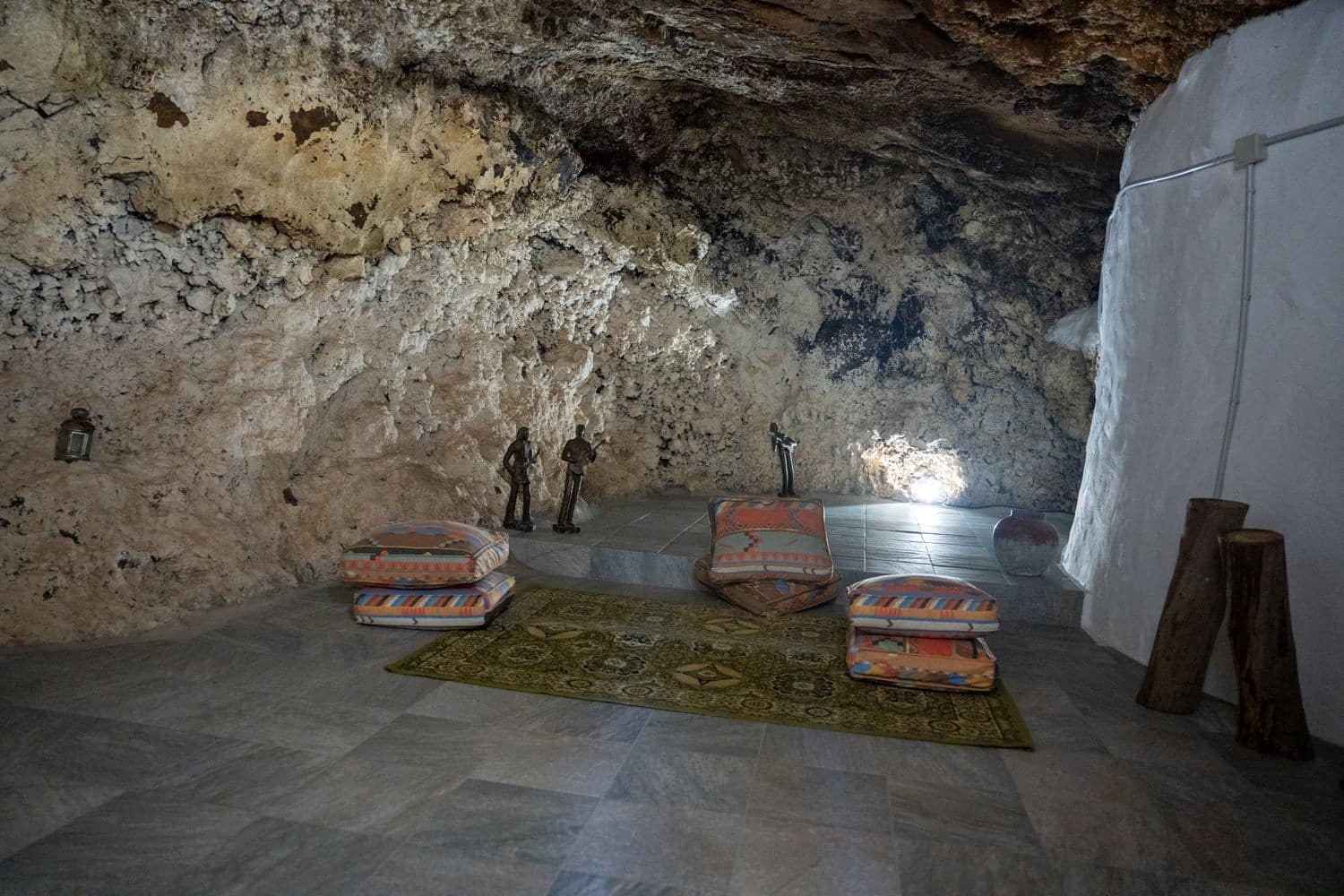 4 bedroom Finca/Country House for sale in Moya with garage - € 80,000 (Ref: 9694636)